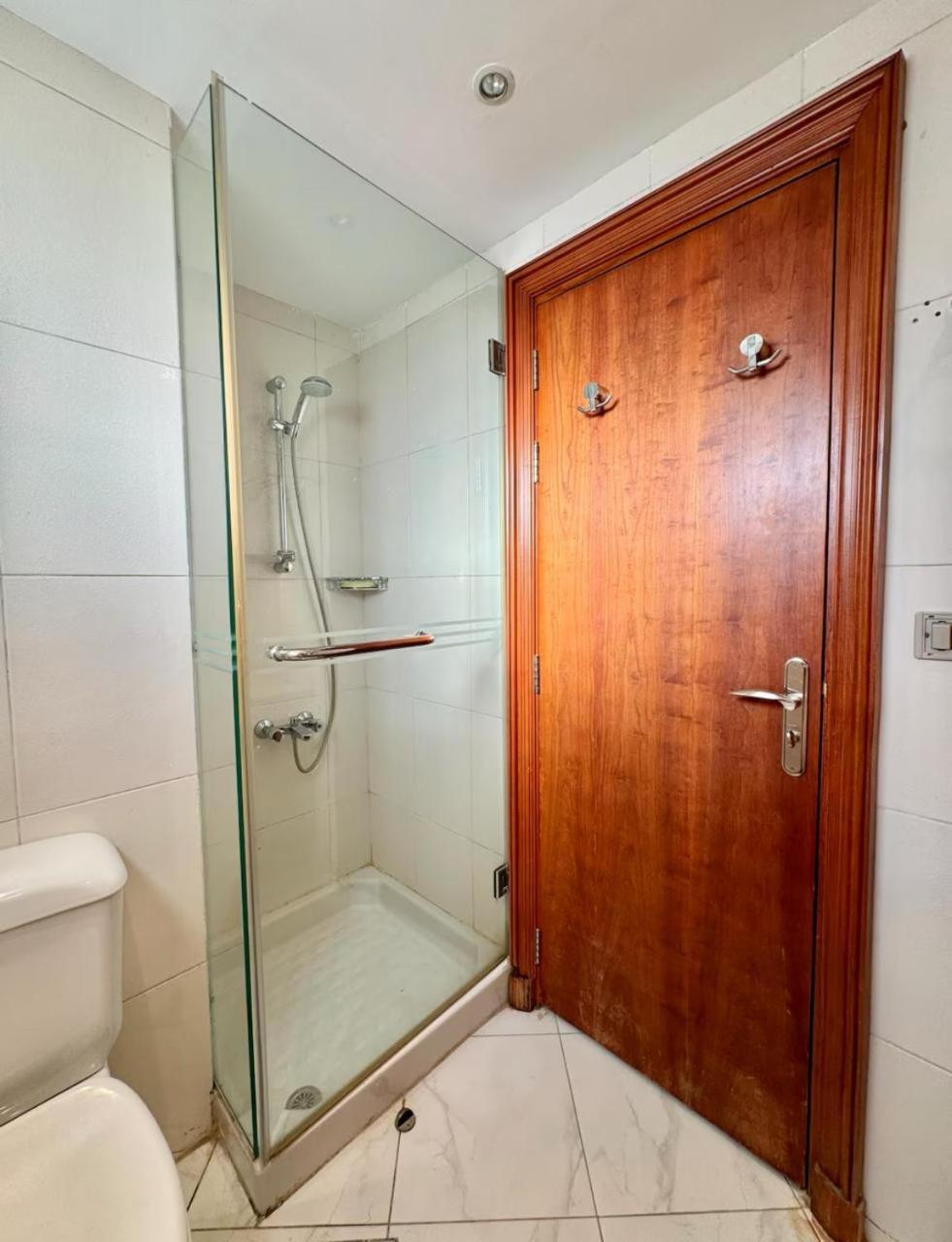 A sea view spacious cheering 5 bedroom villa Ain Sokhna Ain Bay فيلا كاملة للإيجار قرية العين باي عين السخنة المظهر الخارجي الصورة