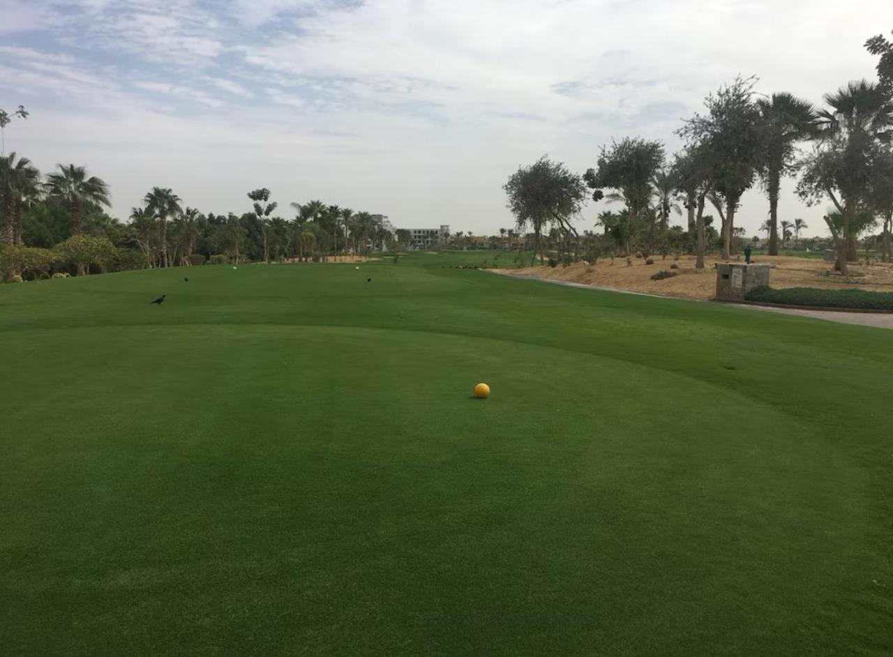 A sea view spacious cheering 5 bedroom villa Ain Sokhna Ain Bay فيلا كاملة للإيجار قرية العين باي عين السخنة المظهر الخارجي الصورة